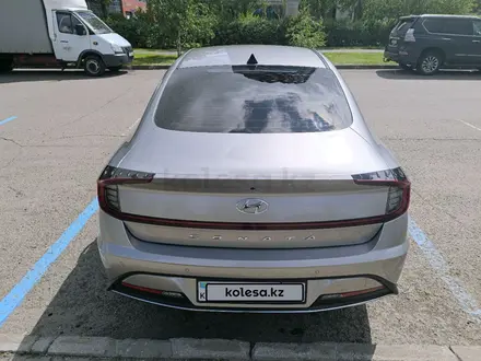 Hyundai Sonata 2021 года за 13 000 000 тг. в Астана – фото 5