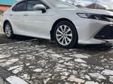 Toyota Camry 2020 годаүшін13 100 000 тг. в Актобе – фото 4