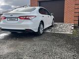 Toyota Camry 2020 годаүшін13 100 000 тг. в Актобе – фото 2