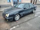 Mercedes-Benz E 320 2000 года за 6 100 000 тг. в Шымкент