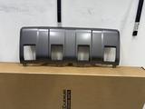 Нихняя накладка решетки Toyota Land Cruiser Prado 250 ORIGINAL за 35 000 тг. в Алматы