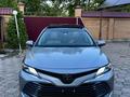 Toyota Camry 2018 года за 10 300 000 тг. в Уральск – фото 3