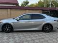 Toyota Camry 2018 года за 10 300 000 тг. в Уральск – фото 6