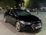 Hyundai Elantra 2017 года за 8 000 000 тг. в Астана