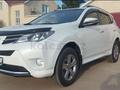 Toyota RAV4 2015 годаүшін11 300 000 тг. в Уральск