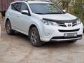 Toyota RAV4 2015 года за 11 300 000 тг. в Уральск – фото 2