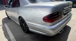 Mercedes-Benz E 55 AMG 2000 годаүшін4 500 000 тг. в Алматы – фото 4