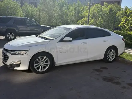 Chevrolet Malibu 2018 года за 6 000 000 тг. в Астана – фото 3
