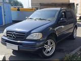 Mercedes-Benz ML 320 1998 года за 3 500 000 тг. в Алматы