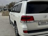 Toyota Land Cruiser 2017 годаүшін34 000 000 тг. в Актау – фото 2