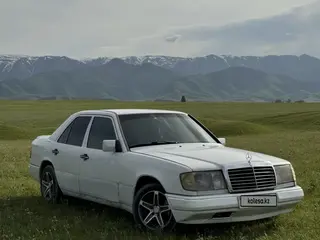 Mercedes-Benz E 260