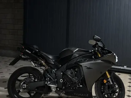 Yamaha  YZF-R1 2014 года за 5 000 000 тг. в Алматы – фото 9