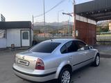 Volkswagen Passat 2004 годаүшін2 550 000 тг. в Алматы – фото 5