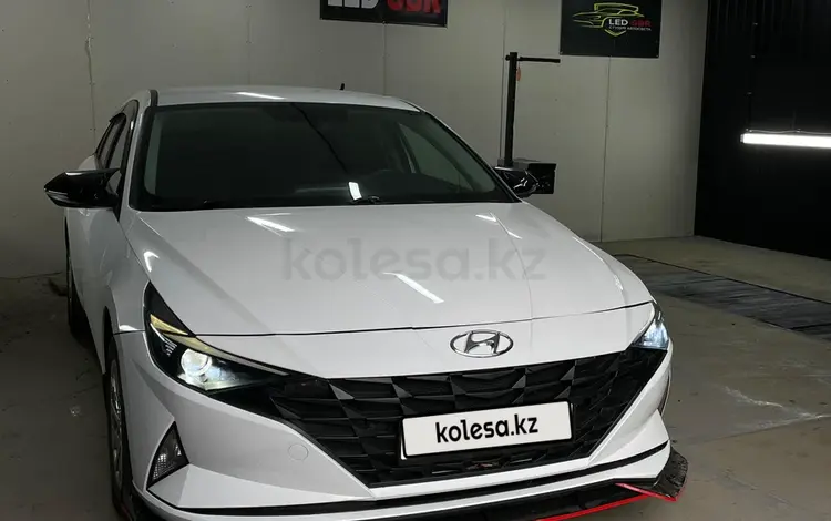 Hyundai Elantra 2022 годаfor9 500 000 тг. в Караганда