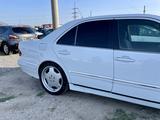 Mercedes-Benz E 320 2002 года за 5 450 000 тг. в Шымкент – фото 5