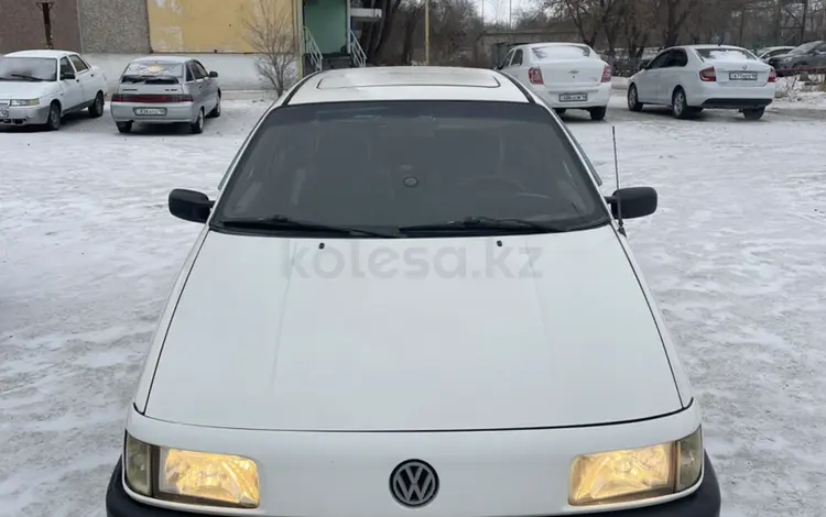 Volkswagen Passat 1990 года за 1 350 000 тг. в Семей