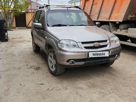 Chevrolet Niva 2014 года за 2 800 000 тг. в Атырау – фото 6