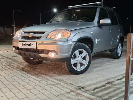 Chevrolet Niva 2014 года за 2 800 000 тг. в Атырау – фото 7