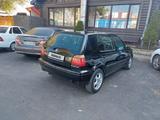 Volkswagen Golf 1996 года за 1 850 000 тг. в Алматы – фото 5