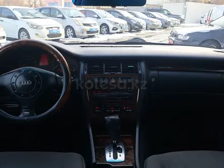 Audi A8 1996 года за 2 000 000 тг. в Алматы – фото 14