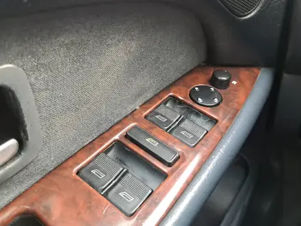 Audi A8 1996 года за 2 000 000 тг. в Алматы – фото 20