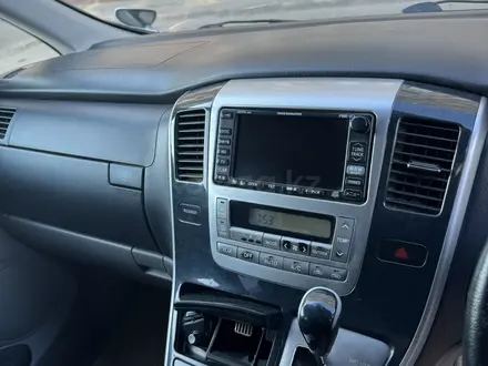 Toyota Alphard 2002 года за 5 800 000 тг. в Атырау – фото 3