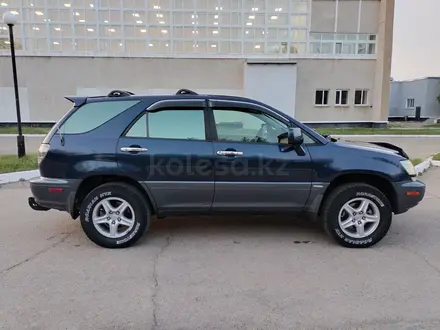 Lexus RX 300 2001 года за 6 100 000 тг. в Степногорск – фото 2