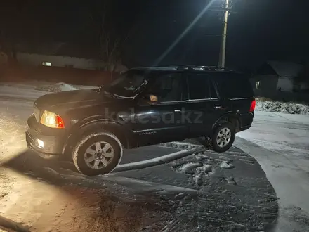 Lincoln Navigator 2004 года за 4 300 000 тг. в Караганда
