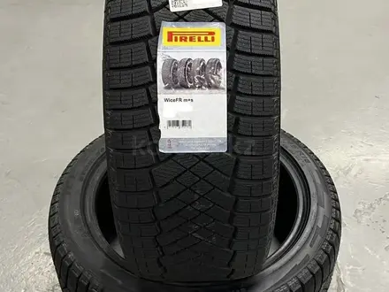 Pirelli Ice Zero Fr 235/40 R19 за 101 500 тг. в Алматы