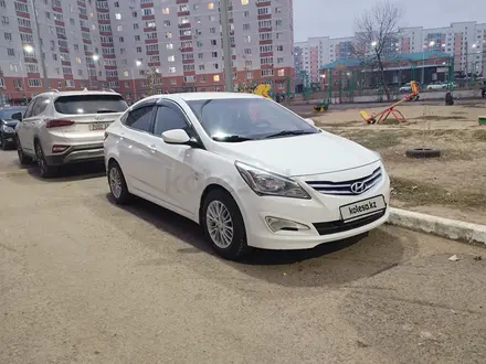 Hyundai Accent 2015 года за 6 600 000 тг. в Уральск – фото 2