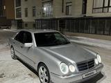 Mercedes-Benz E 230 1997 годаfor2 850 000 тг. в Караганда – фото 2