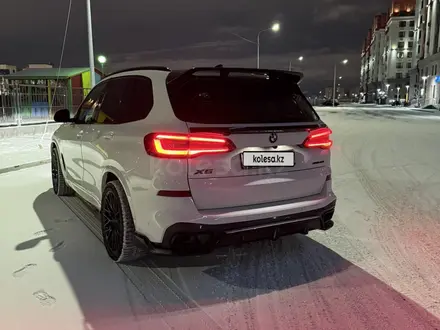 BMW X5 2018 года за 27 000 000 тг. в Астана – фото 24
