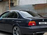 BMW 525 2000 годаүшін3 600 000 тг. в Алматы – фото 2