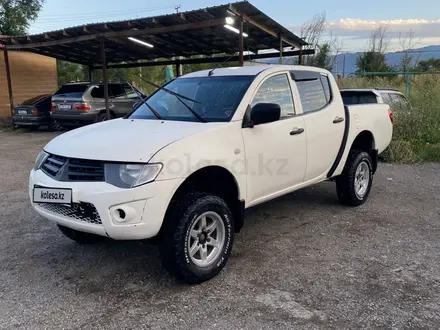 Mitsubishi L200 2012 года за 4 000 000 тг. в Узынагаш – фото 2