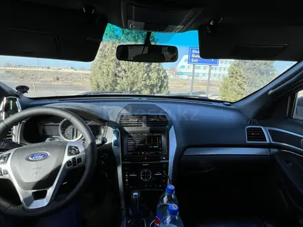 Ford Explorer 2014 года за 10 750 000 тг. в Актау – фото 9