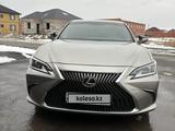Lexus ES 250 2019 годаүшін16 000 000 тг. в Павлодар
