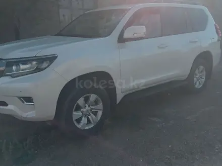 Toyota Land Cruiser Prado 2018 года за 18 000 000 тг. в Алматы – фото 2