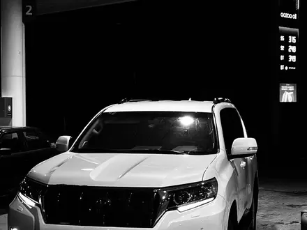 Toyota Land Cruiser Prado 2018 года за 18 000 000 тг. в Алматы – фото 15