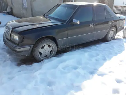 Mercedes-Benz E 300 1992 года за 222 222 тг. в Атырау