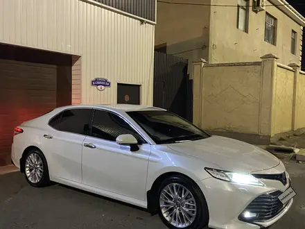 Toyota Camry 2020 года за 15 000 000 тг. в Тараз