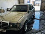 Mercedes-Benz E 300 1991 годаүшін700 000 тг. в Жезказган – фото 2
