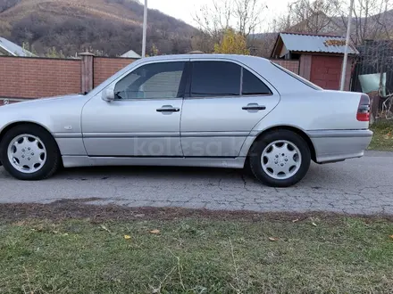 Mercedes-Benz C 280 1999 года за 3 280 000 тг. в Алматы – фото 2