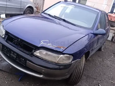 Опель Вектра В 2л матор Акпп сайман ретінде. за 10 000 тг. в Астана – фото 2