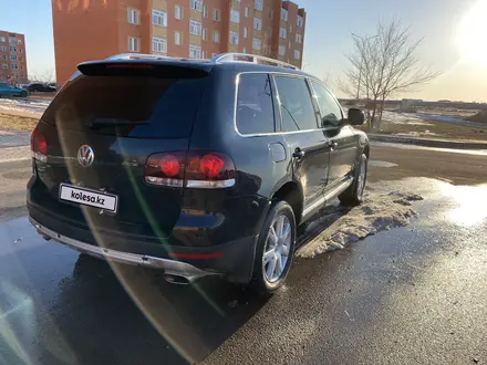 Volkswagen Touareg 2008 года за 7 500 000 тг. в Астана – фото 7