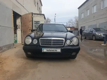 Mercedes-Benz E 230 1995 года за 2 650 000 тг. в Павлодар – фото 8