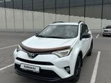 Toyota RAV4 2019 года за 12 000 000 тг. в Алматы – фото 2