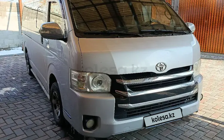 Toyota Hiace 2014 года за 14 250 000 тг. в Алматы