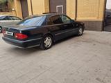 Mercedes-Benz E 280 1998 года за 3 000 000 тг. в Караганда