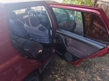 Volkswagen Golf 1993 года за 700 000 тг. в Семей – фото 2