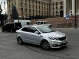 Kia Rio 2015 годаfor4 700 000 тг. в Алматы – фото 2